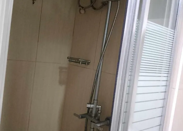 257 Moa View With Balcony Bigcut Apartment Manila